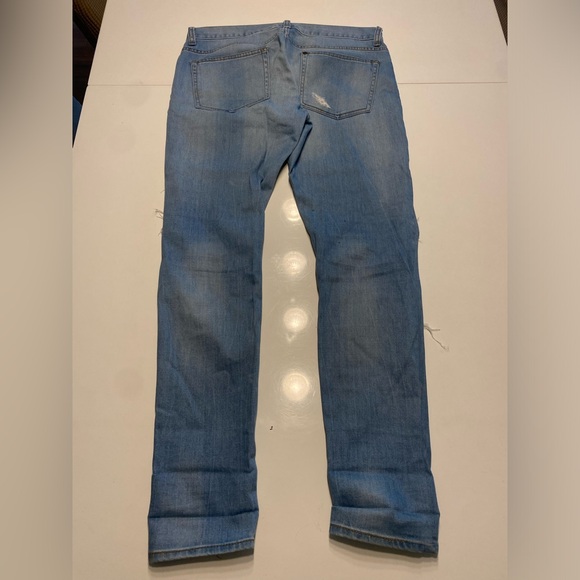 “Destroyed” jeans - Picture 2 of 2